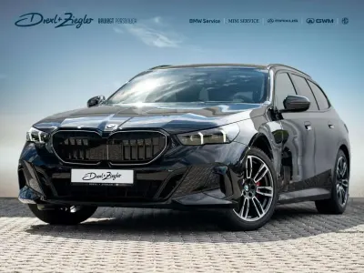Gebraucht BMW 520 Comfort Edition 208 PS (152 kW) 2025 Saphirschwarzmetallic Limousine