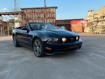 Gebraucht Ford Mustang GT 401 PS (294 kW) 2011 Schwarz Cabrio