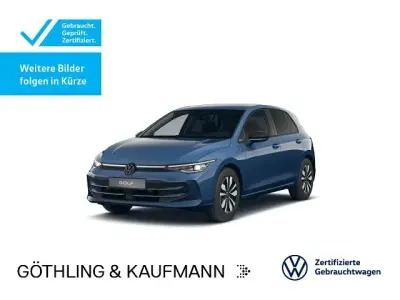 Gebraucht VW Golf VIII Goal 150 PS (110 kW) 2025 Anemonenblau metallic Limousine
