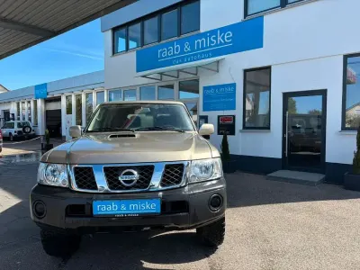 Gebraucht Nissan Patrol 160 PS (117 kW) 2009 Beige SUV