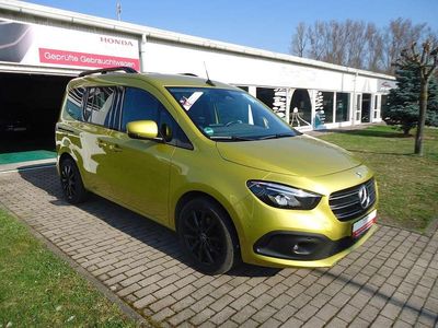 Usata Mercedes 180 116 CV (85 kW) 2022 Giallo Berlina