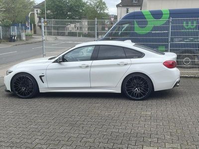 BMW 440