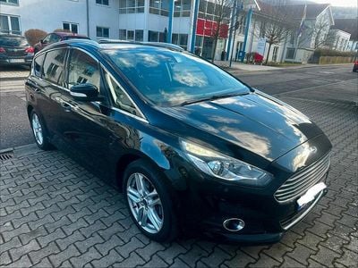 Gebraucht Ford S-MAX Titanium 150 PS (110 kW) 2016 Schwarz Van / Kleinbus
