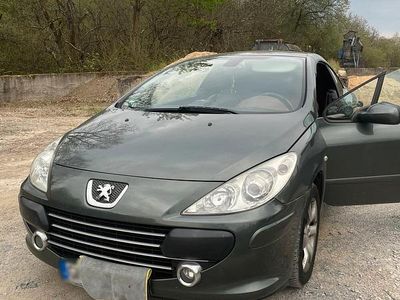 Gebraucht Peugeot 307 CC 130 PS (95 kW) 2004 Braun Cabrio
