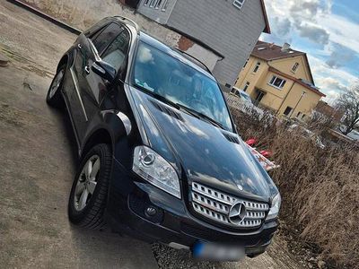 Gebraucht Mercedes 320 224 PS (164 kW) 2007 Schwarz SUV