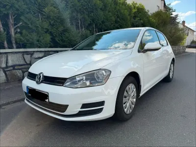 Gebraucht VW Golf VII 86 PS (63 kW) 2015 Weiß Limousine