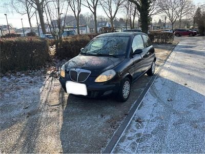 Schwarz Gebraucht 2004 Lancia Ypsilon Kleinwagen | 550 € (Superpreis)