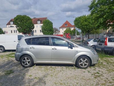 gebraucht Toyota Corolla Verso 2.2-l-D-CAT Sol