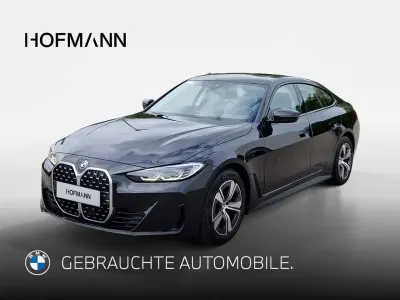 Gebraucht BMW 420 184 PS (135 kW) 2023 Saphirschwarz metallic Coupé