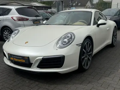 Gebraucht Porsche 911 Carrera 370 PS (272 kW) 2017 Weiß Coupé