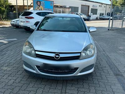 Opel Astra GTC