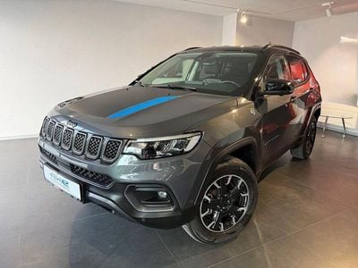 Usado Jeep Compass Trailhawk 179 HP (131 kW) 2022 Cinzento SUV