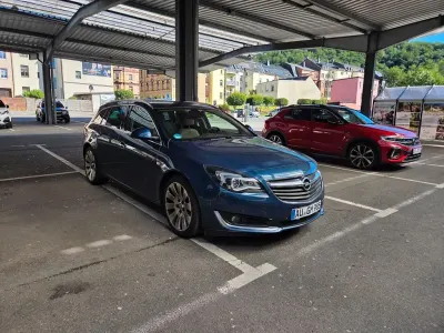 Gebraucht Opel Insignia 170 PS (125 kW) 2017 Blau Kombi