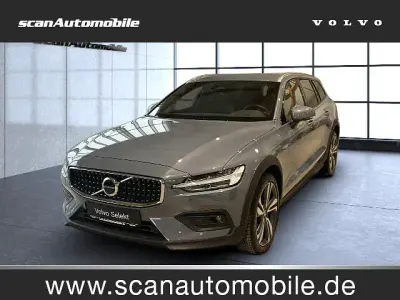 Gebraucht Volvo V60 CC Plus 2023 Kombi