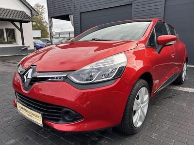 Gebraucht Renault Clio IV Dynamique 73 PS (53 kW) 2015 Feuerrot Limousine