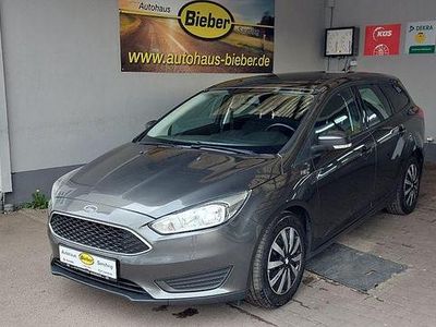 Gebraucht Ford Focus Trend 101 PS (74 kW) 2016 Grau Limousine