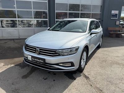 Gebraucht VW Passat Business 150 PS (110 kW) 2022 Gelb Kombi