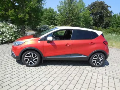 Gebraucht Renault Captur 120 PS (88 kW) 2015 Red nnp + ivory d16 SUV