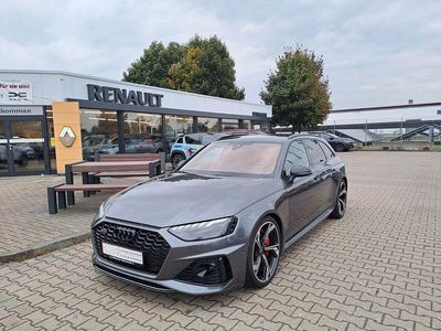Grau Gebraucht 2021 Audi RS4 Sport Kombi | 62.990 € (Etwas zu teuer)