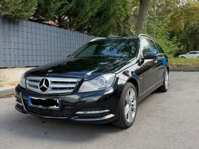 Gebraucht Mercedes C180 Avantgarde 120 PS (88 kW) 2011 Schwarz Kombi