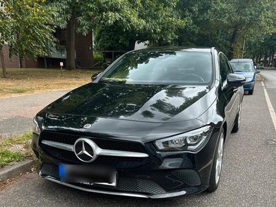 Mercedes CLA200