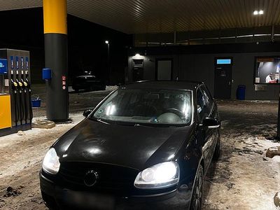 Gebraucht VW Golf V 140 PS (102 kW) 2004 Schwarz Kleinwagen