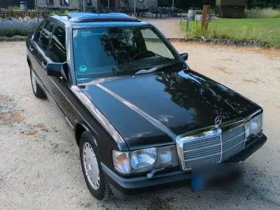 Gebraucht Mercedes 190 132 PS (97 kW) 1988 Schwarz Limousine