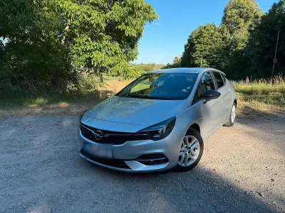 Gebraucht Opel Astra Business Elegance 105 PS (77 kW) 2021 Silber Limousine