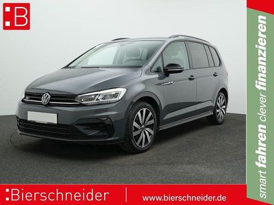 Grau Gebraucht 2024 VW Touran Highline Van / Kleinbus | 35.250 € (Fairer Preis)