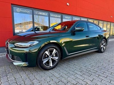 Second-hand BMW i4 Sport Line 250 kW (340 CP) 2023 Verde Berlinǎ