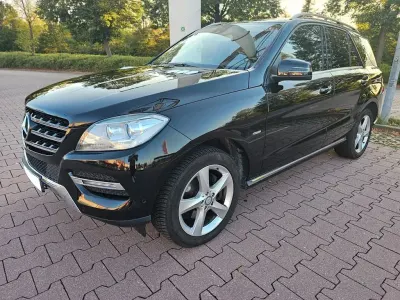 Gebraucht Mercedes ML250 204 PS (150 kW) 2012 Schwarz SUV