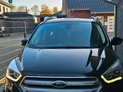 Gebraucht Ford Kuga 120 PS (88 kW) 2018 Schwarz SUV