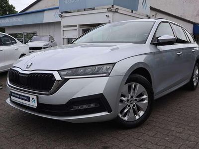 Brilliant silver metallic Gebraucht 2022 Skoda Octavia Ambition Kombi | 20.980 € (Fairer Preis)