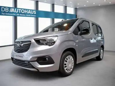 Gebraucht Opel Combo Life Elegance 131 PS (96 kW) 2024 Silber Van / Kleinbus