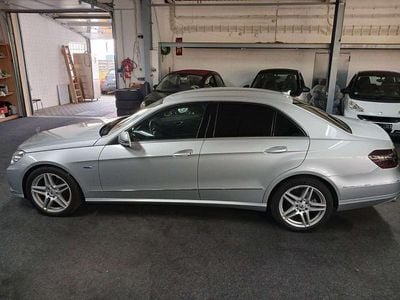 Usata Mercedes E350 292 CV (214 kW) 2009 Argento Berlina