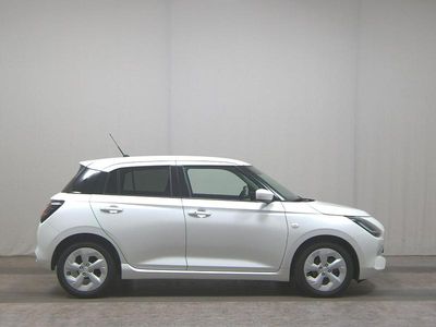 Second-hand Suzuki Swift Comfort 83 CP (61 kW) 2025 Alb Hatchback