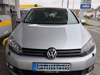 Usata VW Golf VI Team 80 CV (58 kW) 2010 Argento Utilitaria