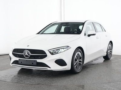 Unilack polarweiß Gebraucht 2024 Mercedes A200 Limousine | 30.690 € (Fairer Preis)