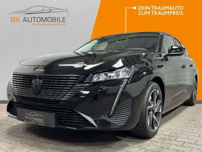 Gebraucht Peugeot 308 Allure 131 PS (96 kW) 2023 Schwarz Kombi