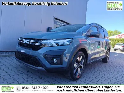 Neu Dacia Jogger Expression 101 PS (74 kW) 2026 Urban grau Van / Kleinbus