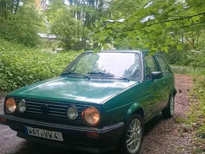 Gebraucht VW Golf II 54 PS (39 kW) 1984 Grün Kleinwagen