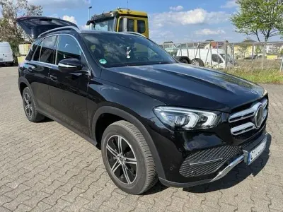 Gebraucht Mercedes GLE300 272 PS (200 kW) 2023 Schwarz SUV
