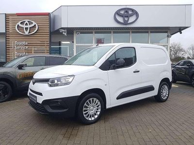 Gebraucht Toyota Proace City City 102 PS (75 kW) 2024 Schneeweiß Van / Kleinbus