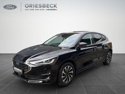 Neu Ford Focus 155 PS (114 kW) 2025 Agate blackmetallic Limousine
