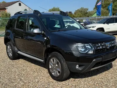 Gebraucht Dacia Duster Lauréate 125 PS (91 kW) 2016 Schwarz SUV