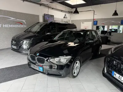 Gebraucht BMW 116 136 PS (100 kW) 2012 Schwarz Kleinwagen
