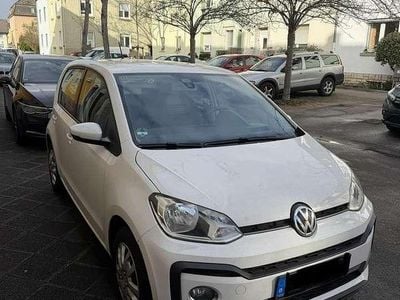 Gebraucht 2016 VW up! move up! Kleinwagen | 6.500 € (Etwas zu teuer)