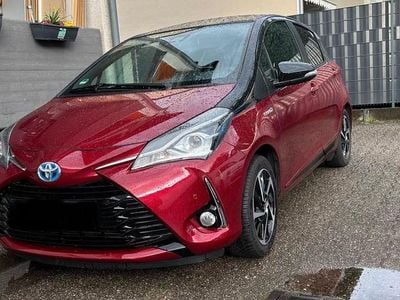 Gebraucht Toyota Yaris Comfort 101 PS (74 kW) 2019 Rot Kleinwagen