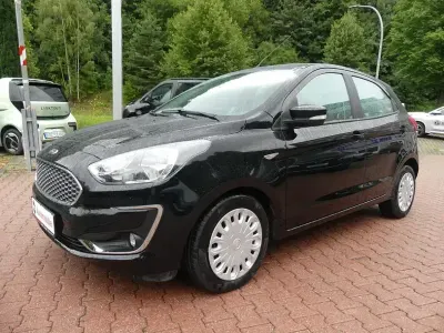 Gebraucht Ford Ka Plus 85 PS (62 kW) 2018 Schwarz Kleinwagen