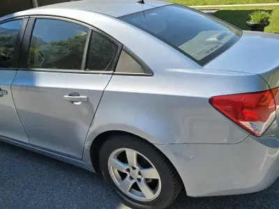 Begagnad Chevrolet Cruze 113 HK (83 kW) 2009 Blå Sedan